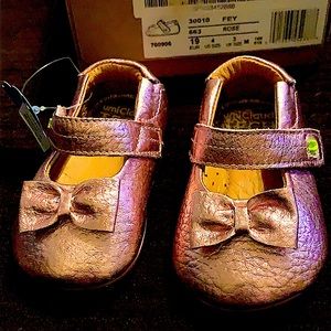 New Umibaby metallic rose gold leather dress shoes